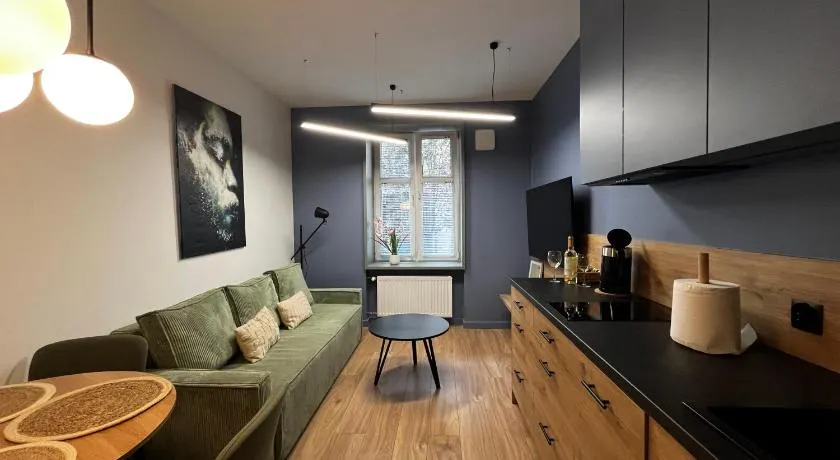 Jacuzzi Kraków Loft - Design Apartments - Image 1