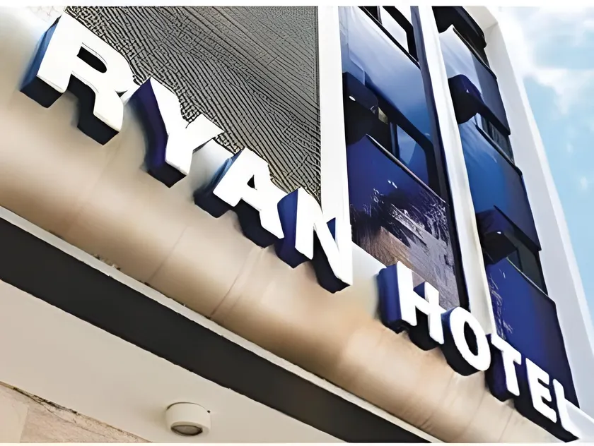Hotel Ryan - Image 1