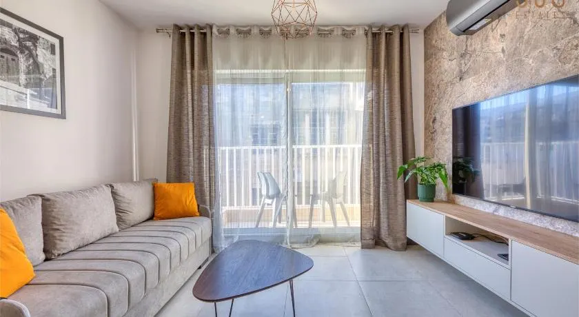 Central 2BR Home in Pieta's Heart with Wifi & AC by 360 Estates - Image 1