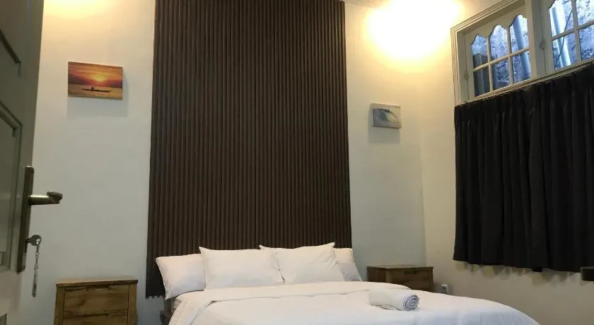Sentosa Lodge - Image 1