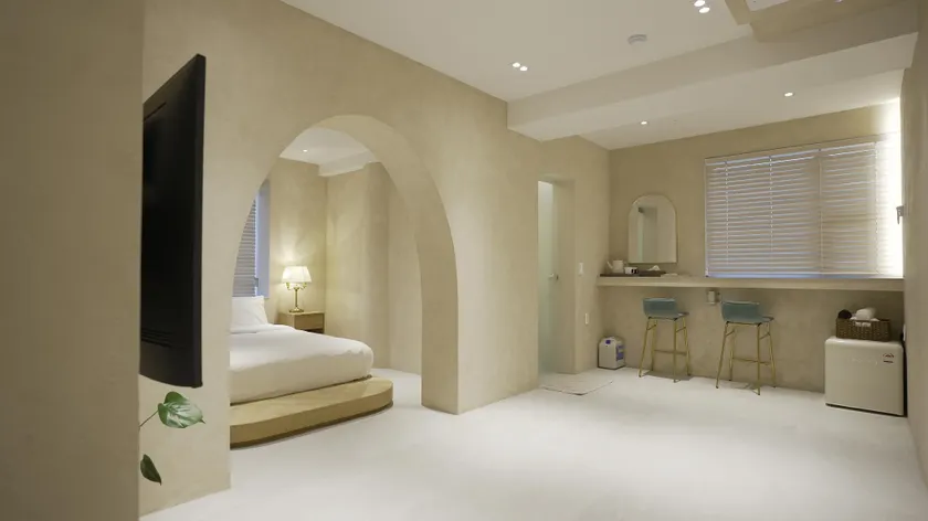Island Stay - Image 1