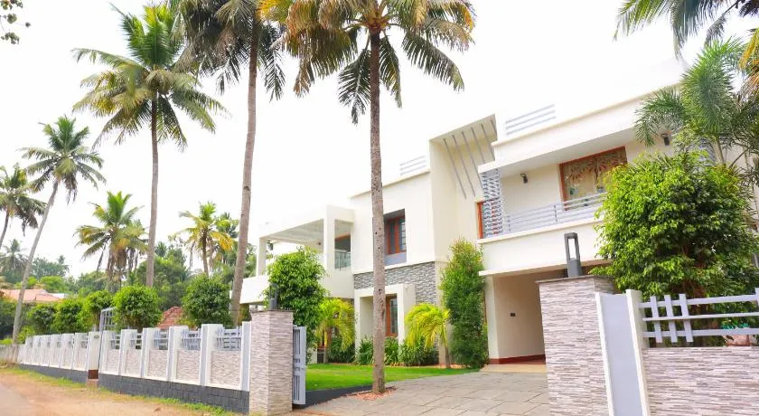 Shamrock Home Stay (5-Bedroom Bungalow) - Image 1