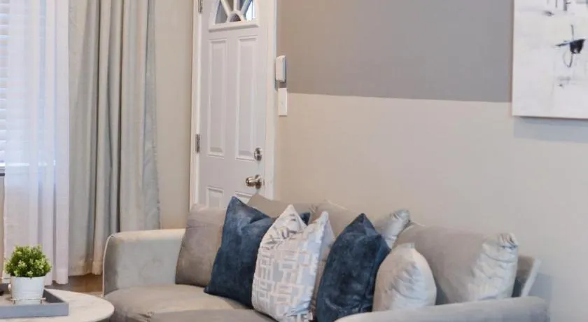 Beautiful Irving two bedroom apartment - Image 1