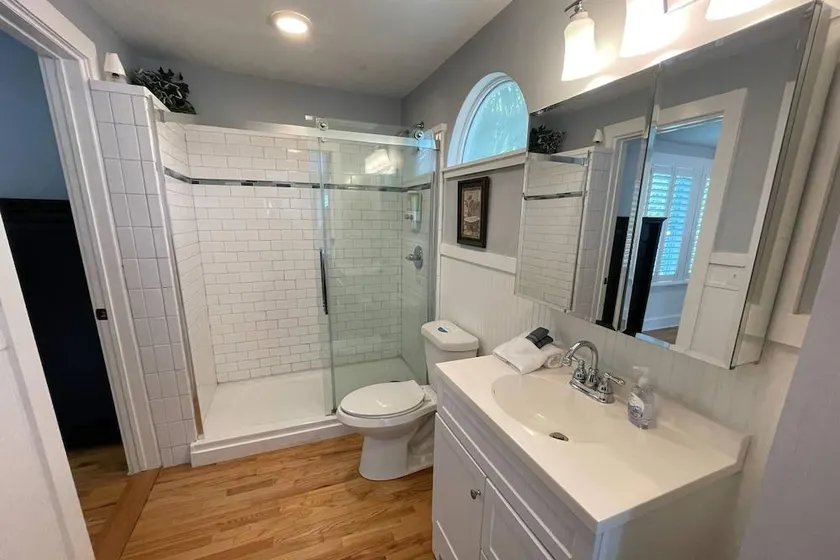 1 Fletcher Ln - Image 1