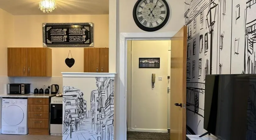 Central Glasgow Apt - Sleeps 2 & FreeParking During Weekend - Image 1