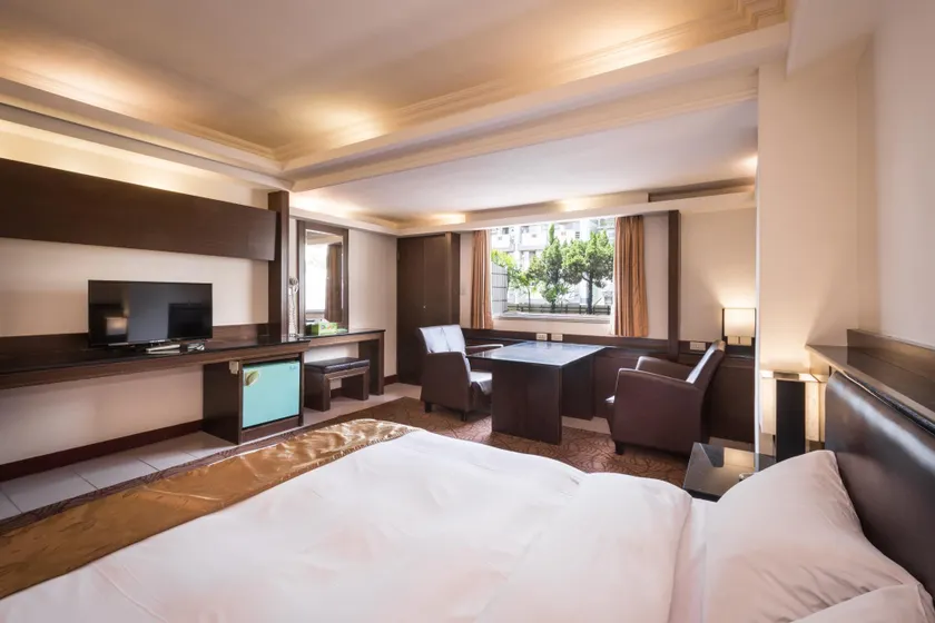 The Enterpriser Hotel - Image 1