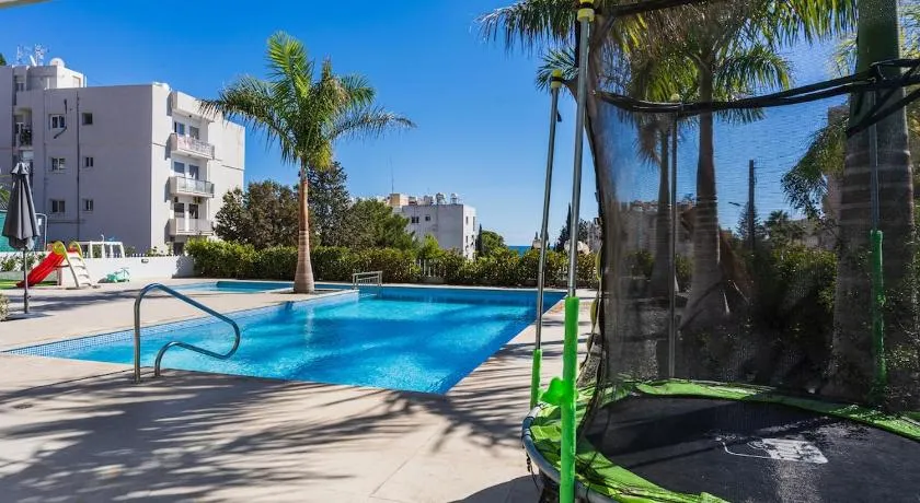 Pearl Beach Luxury Family Suite - Image 1