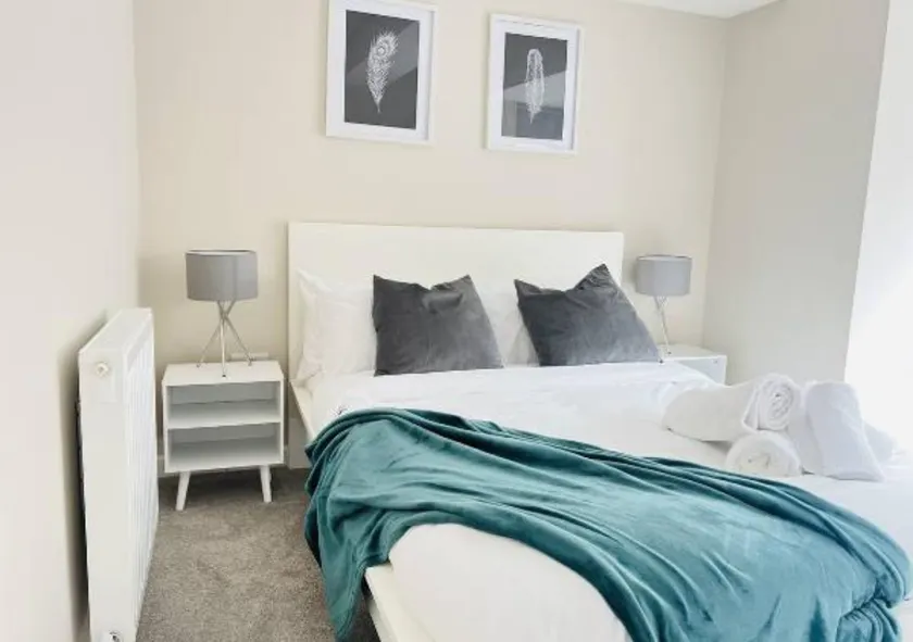 Ground Floor 1-Bed Flat  WiFi, Sleeps 3 Guests - Image 1