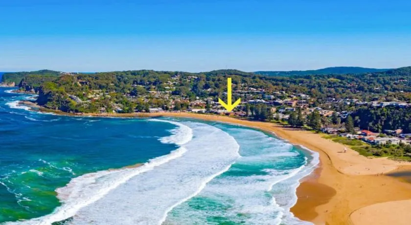 Hi Surf 8 - Beachfront Apartment - Image 1