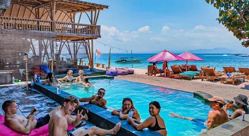 Lushy Hostel Nusa Penida - Image 1
