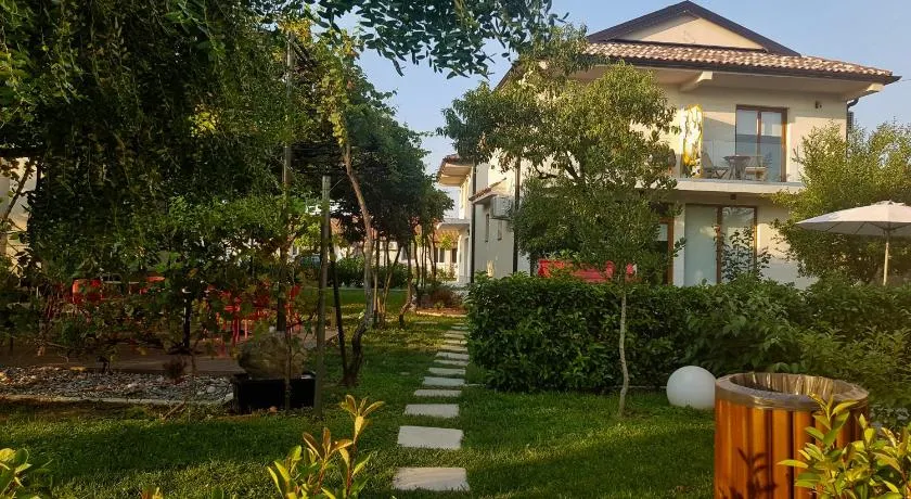 Apartments Aerodrom - Image 1