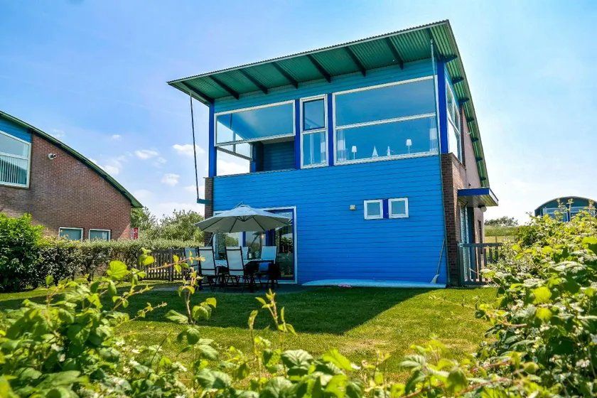 6pers. Lauwersmeer Lakefront. Nirvana house with sauna, pellet stove - Image 1