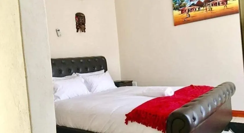 Lamamie Suite Lodge - Image 1