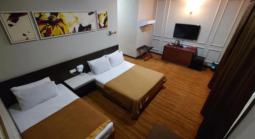 Najmi Inn Hotel - Image 1
