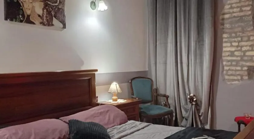 Casa Appartamento per Vacanze - CASA CAMPANFIORE - Al Centro Storico di ZAGAROLO - PER 4 OSPITI - Image 1
