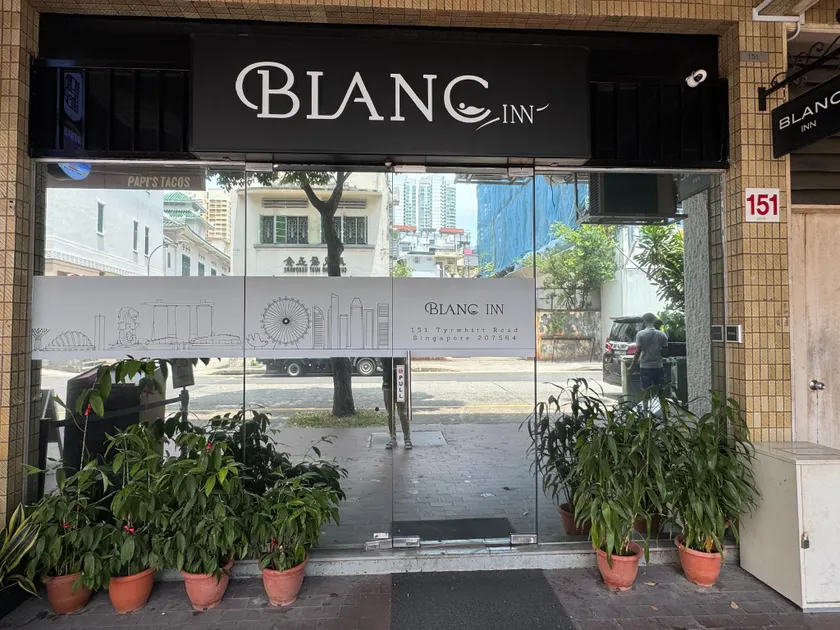 BLANC INN Singapore - Image 1