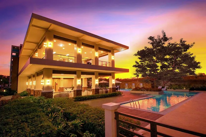 New 8 Spatial Davao Smart Studio Unit Netflix Wi-Fi Amazon Voice Controlled Lights - Image 1
