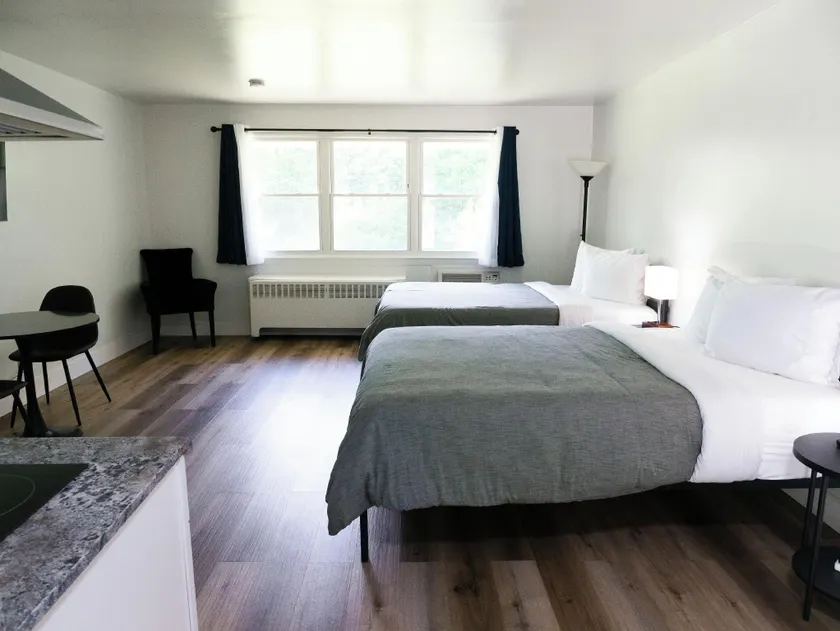The Lagrange Inn & Extended Stay - Image 1
