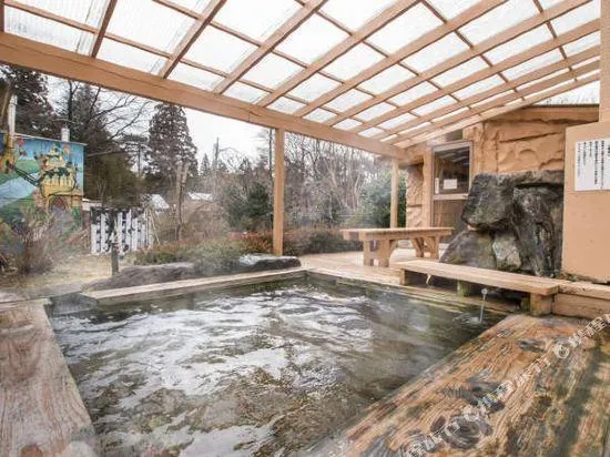Pyramid Onsen - Image 1