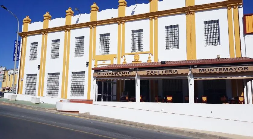 Hostal Montemayor - Image 1