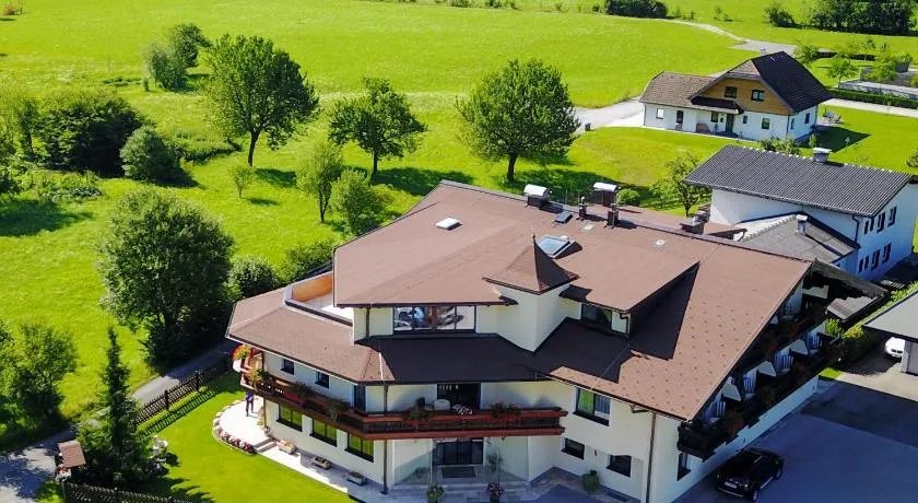 Pension Schlömmer - Image 1