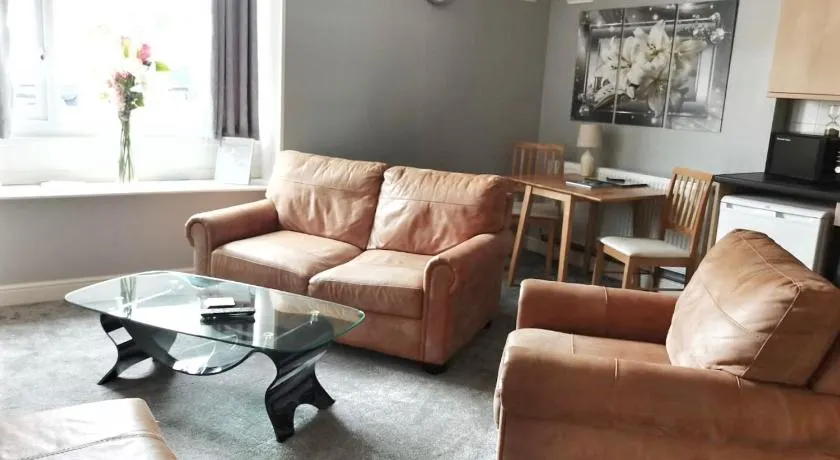 Gwynedd House Flat 1 - Image 1