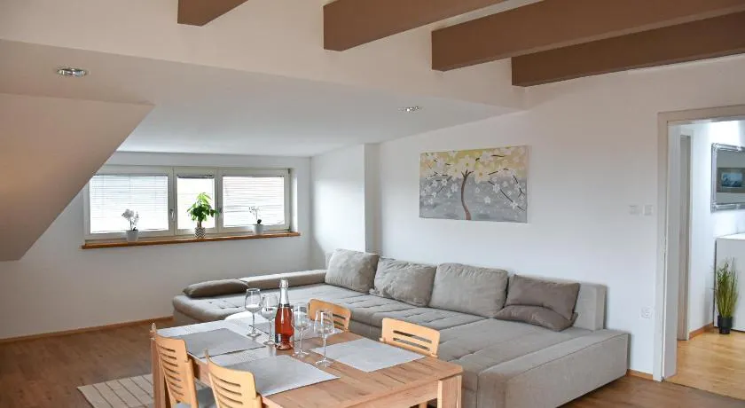 Apartments Sina - Image 1