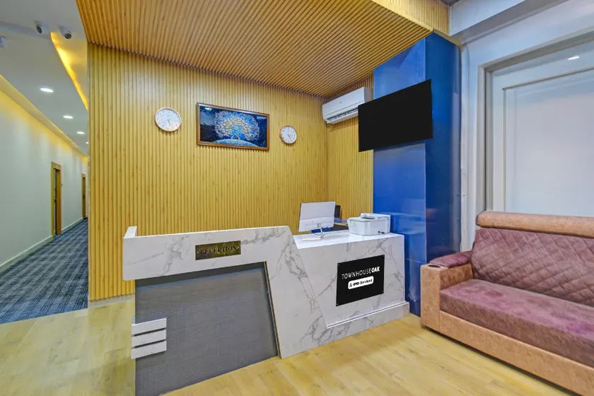 Townhouse OAK Banjara Hills Hyderabad - Image 1