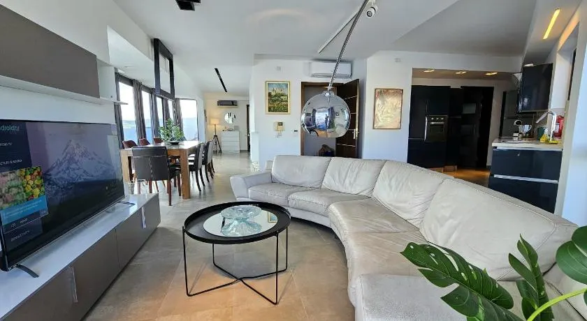 Malta Unique Penthouse Spacious Terrace - Image 1