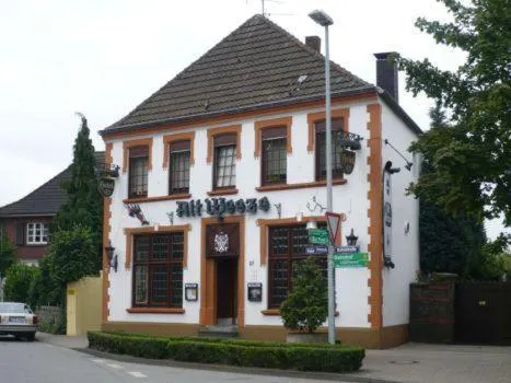 Alt Weeze - Image 1