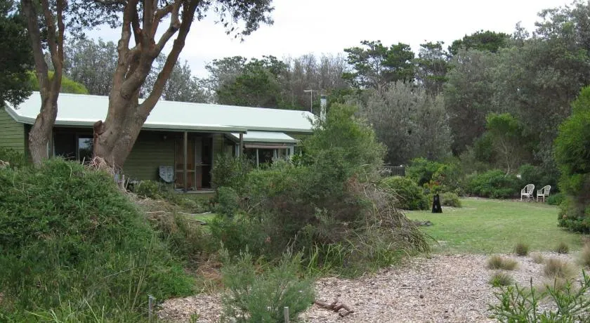 Unbeatable Beach Front Access 40m - Star Tour Option - Image 1