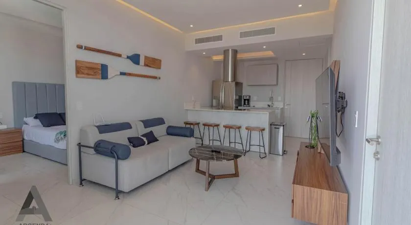 2 Rooms with luxury terrace ,Pool ,Gym ,in Marina 404 - Image 1