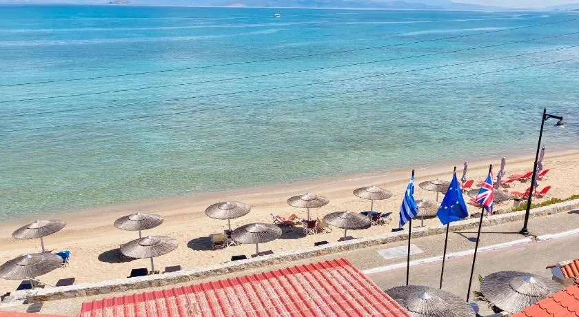 Hotel Beach Amaryllis - Image 1