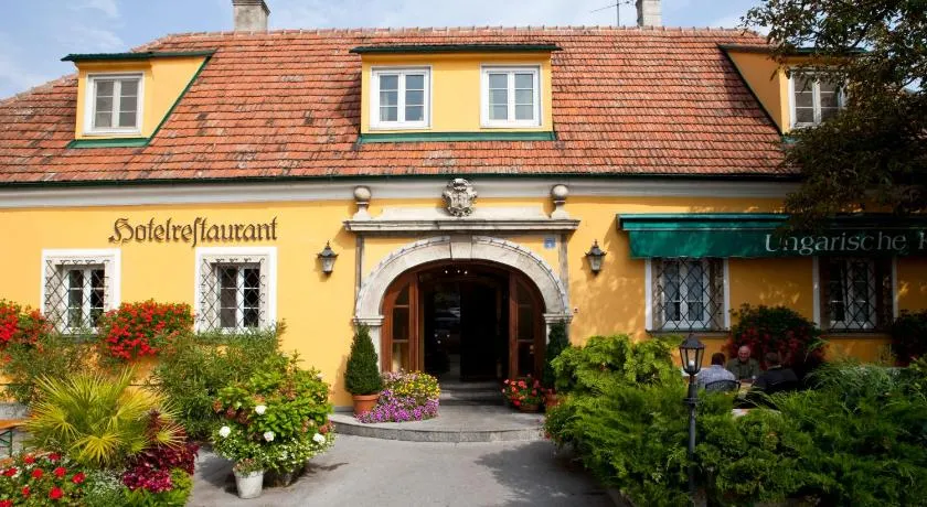 Hotel Ungarische Krone - Image 1