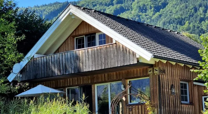 Countryhouse Lake Attersee - Atemberaubende Lage - Bezauberndes Hideaway - Image 1