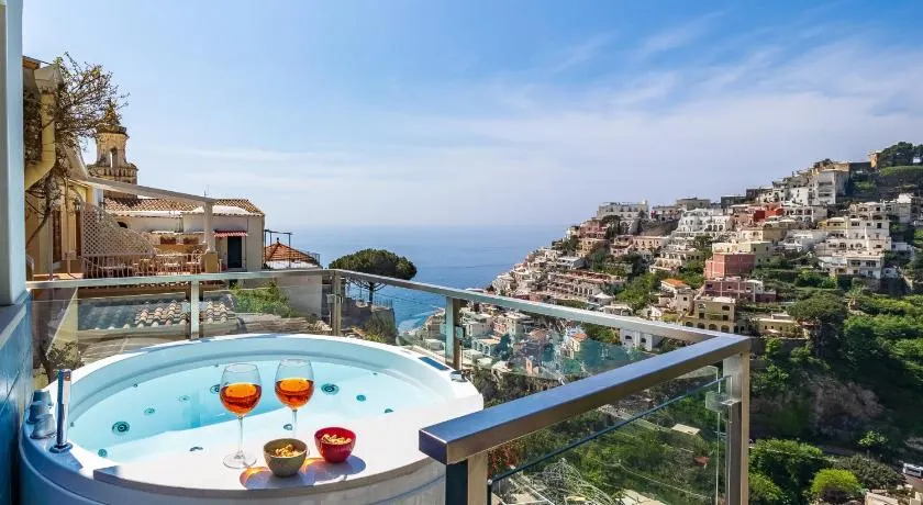 De Vivo Realty - Santoro Suite Positano - Image 1