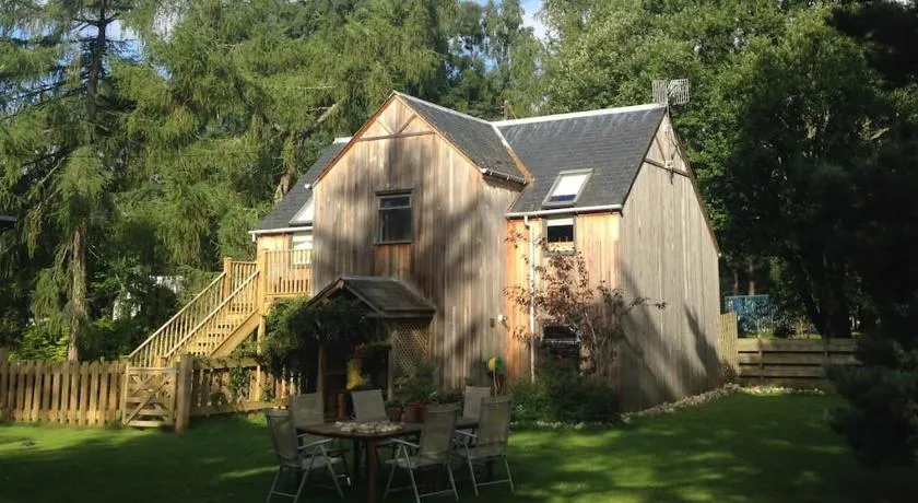 The Beeches Studio, Highlands of Scotland - Image 1