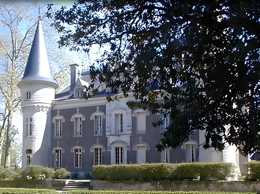 Château Belle Epoque - Chambres d'Hôtes & Gîtes - Image 1
