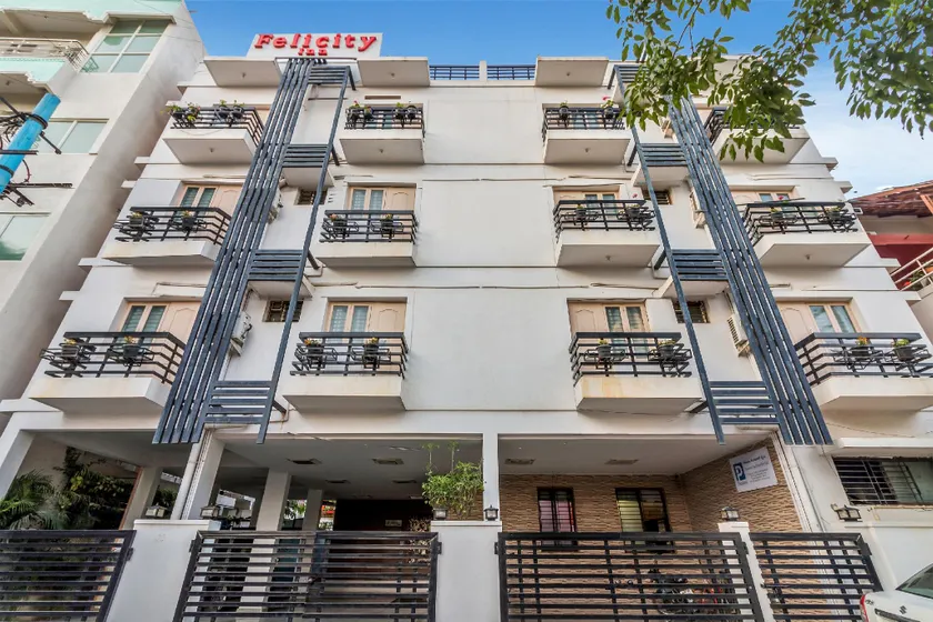 OYO Hotel Felicity Inn Near Sri Someshwara Swami Temple - Image 1