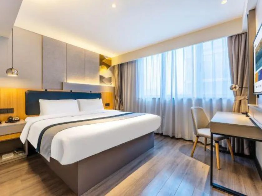 Home Inn Neo - Zhongshan Fuhua Road Xingzhong Plaza - Image 1