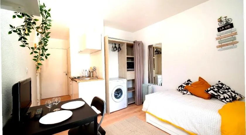 Appartement tout équipé en centre ville de Marseille - Image 1
