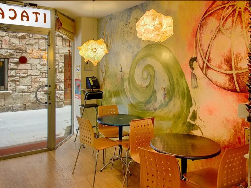 Itaca Hostel - Image 1