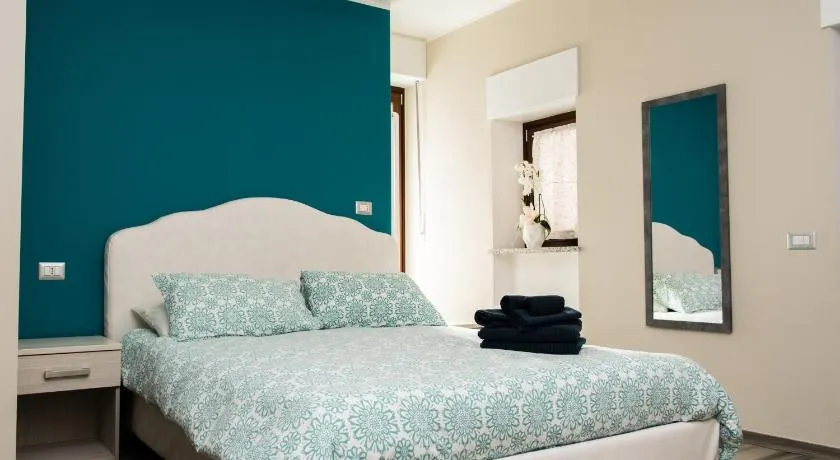 B&B Mary - Image 1