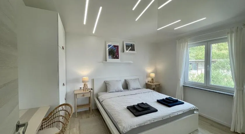 Lambda Holiday Apartments - Image 1
