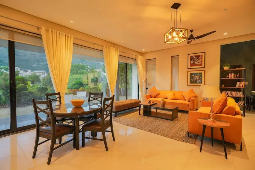 Margalla Retreat House With Pool, Garden & Mountain View - Image 1
