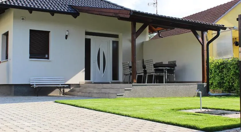 Tisza Dream Apartman - Image 1