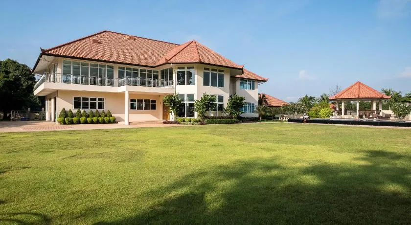 Three Kings Private Luxury Villa - Image 1