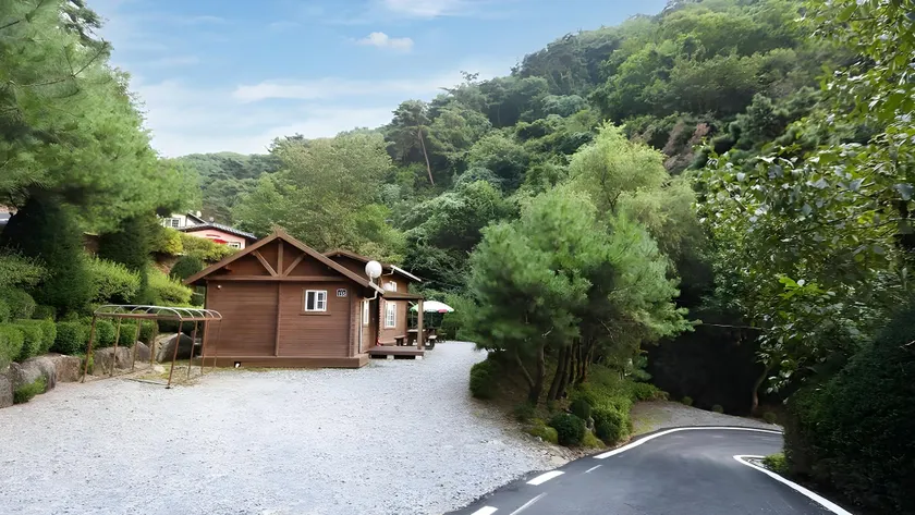 Sobaeksan Log Pension - Image 1