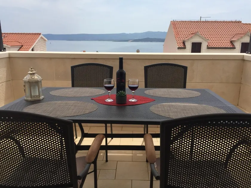 Apartment Nikola M A4 Bol, Island Brac - Image 1