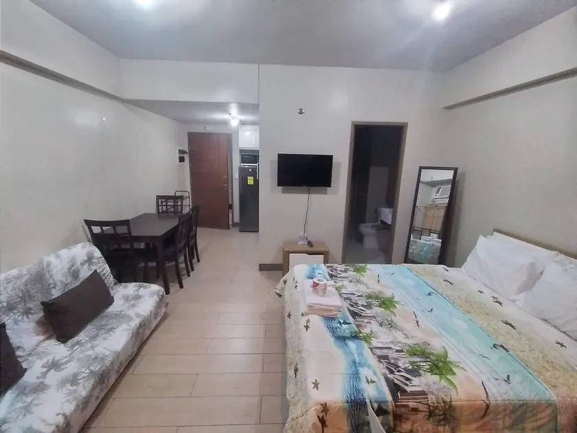 Rqui CondoTel Near Airport - Image 1